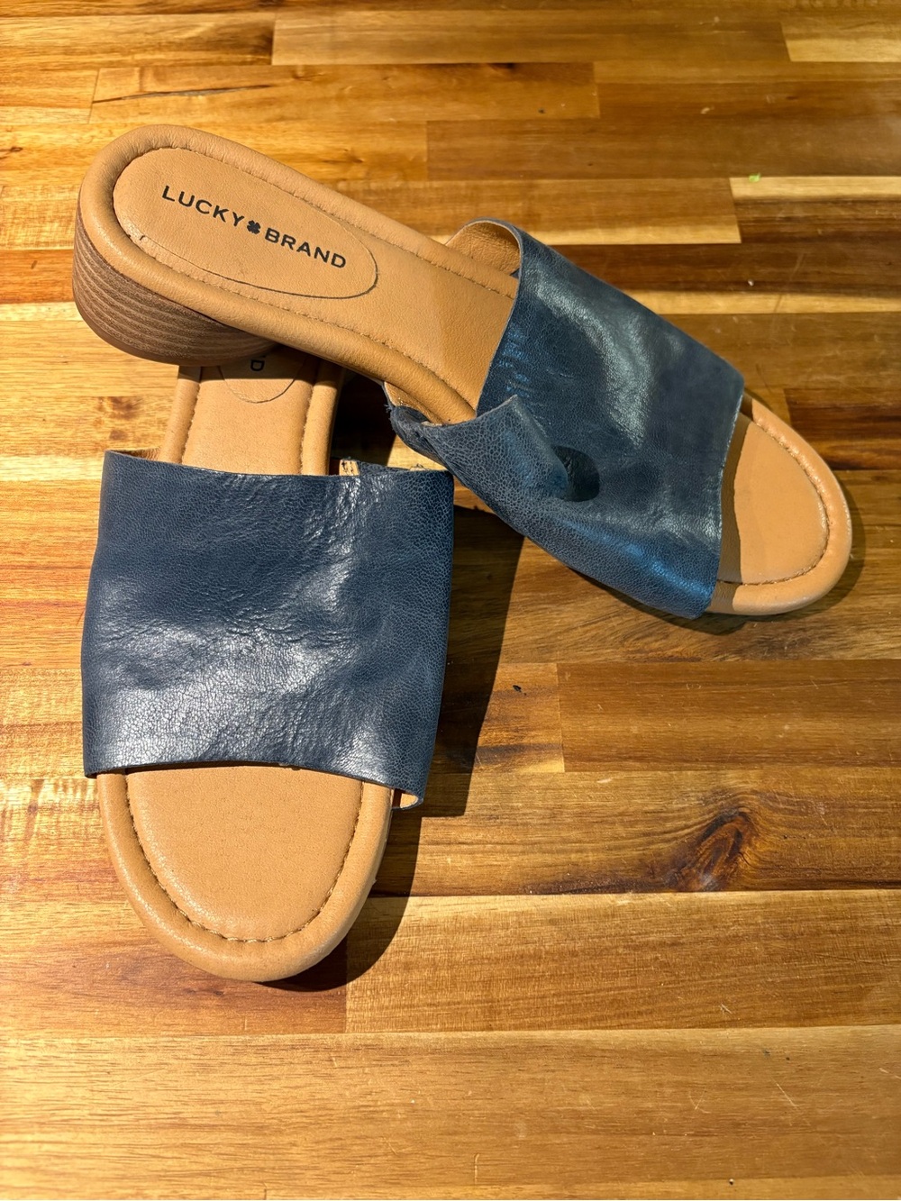 Lucky Brand Women's denim blue Slide Sandals